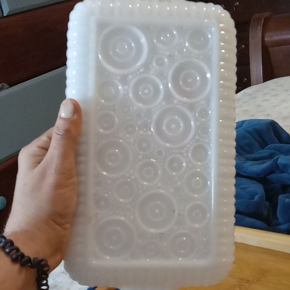 Plate - Picture 2 of 2